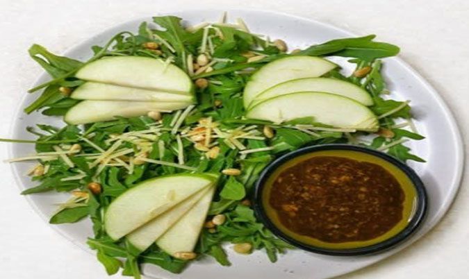 Apple Rocket Salad