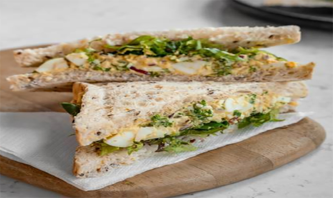 Curried Egg Sandwich