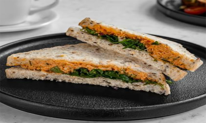 Chilli Chicken Mayonnaise Sandwich