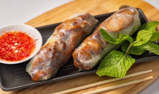 Lemongrass Beef Rice Paper Roll