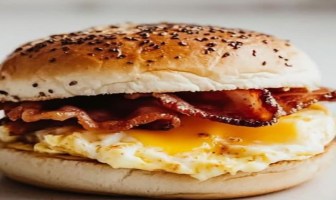 Bacon and egg roll