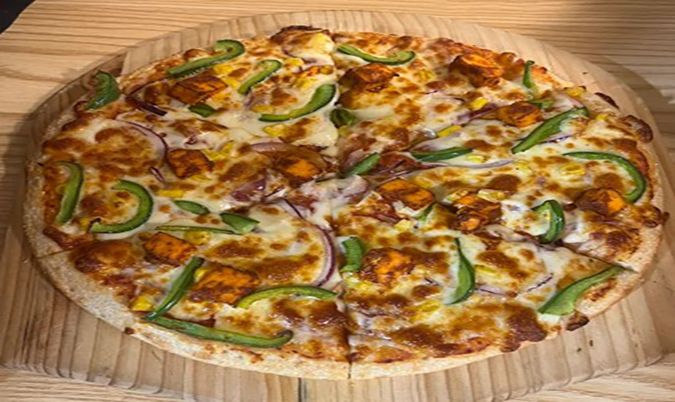 Chilli Paneer Pizza