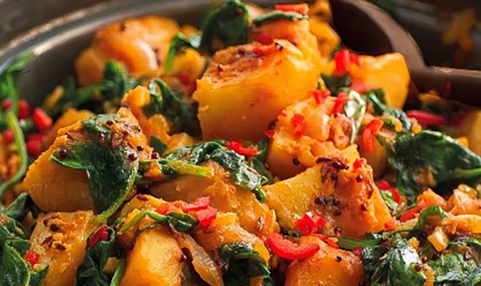 Saag Aloo (V)