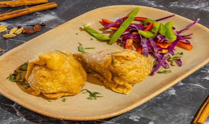 Vegetable Samosa (V)