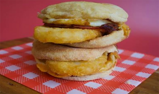 Egg, Bacon & Hash brown Muffin