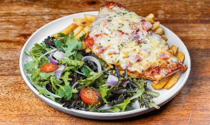 Traditional Chicken Parmigiana