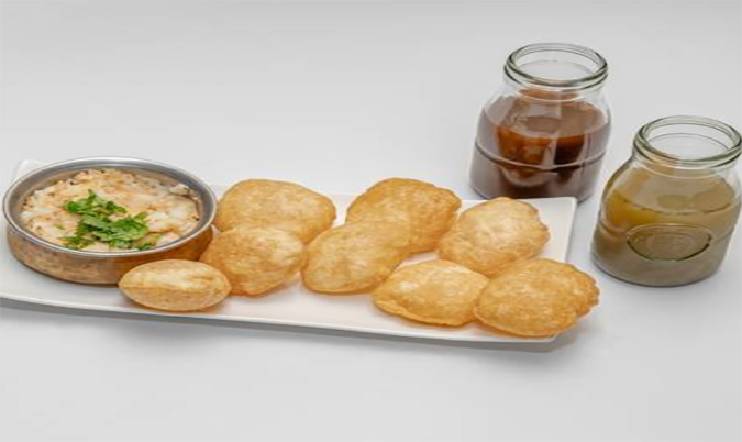 Sweet and Spicy Waterballs (Golgappe Pani Purée)