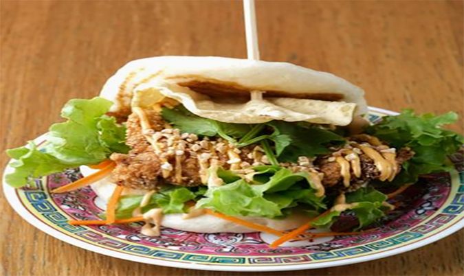 Crispy Chicken Bao