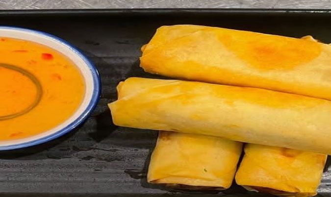 Vegetarian Spring Rolls (4 pcs)