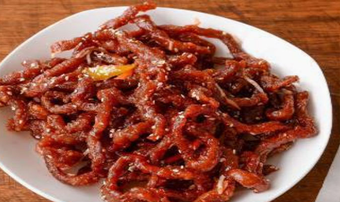 Fried Shredded Steak and Peking Sauce