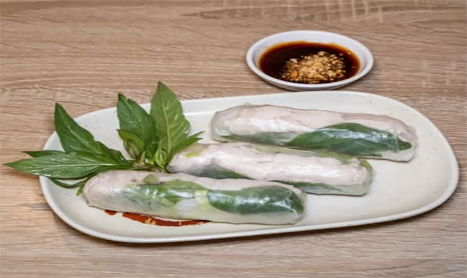 Chicken Rice Paper Rolls