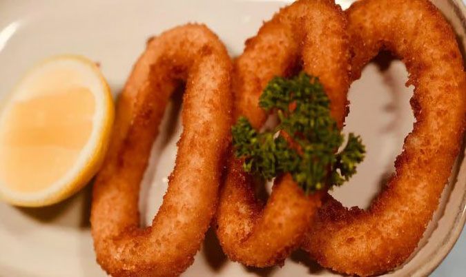 House made Calamari Rings (3 Pieces)