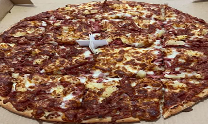 Hawaiian Pizza