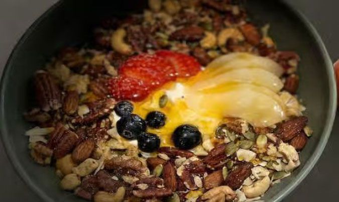 Crunchy Nutty Granola