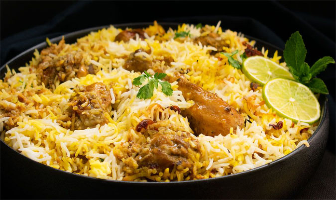 CHICKEN DUM BIRYANI