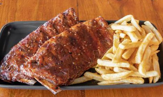 Full Rack Pork Ribs with a Side of Chips