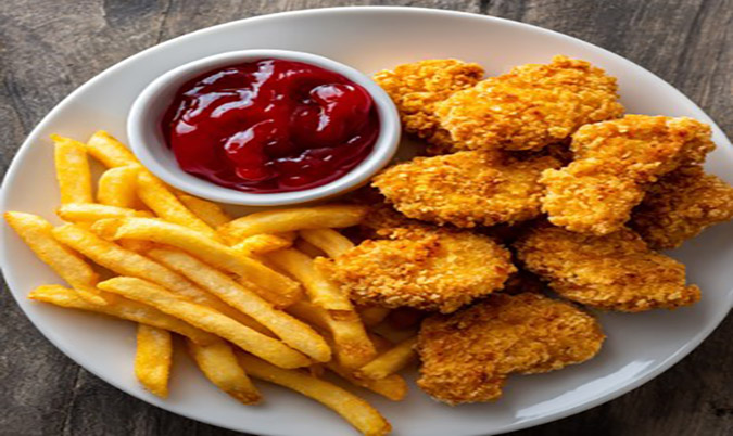Crispy Fried Chicken Nuggets and Chips