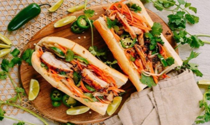 Spiced chicken Roll ( Banh mi)