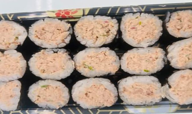 Tuna baby sushi