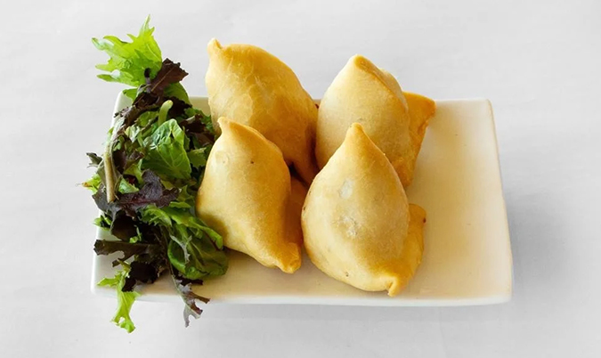 Vegetable Samosa (4pcs)