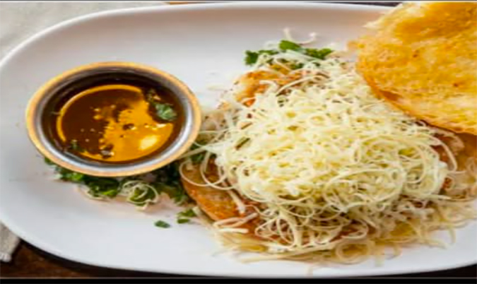 Cheese chili omlet