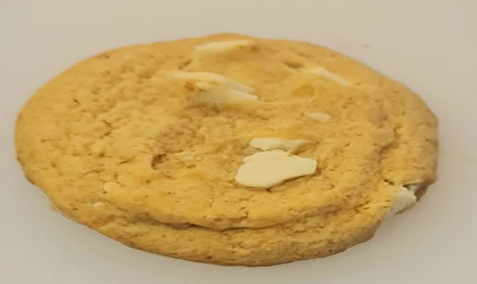 Macadamia and White Chocolate Cookie