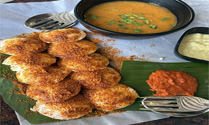 Ghee Podi Idli – Flavourful & Aromatic (4 pcs)