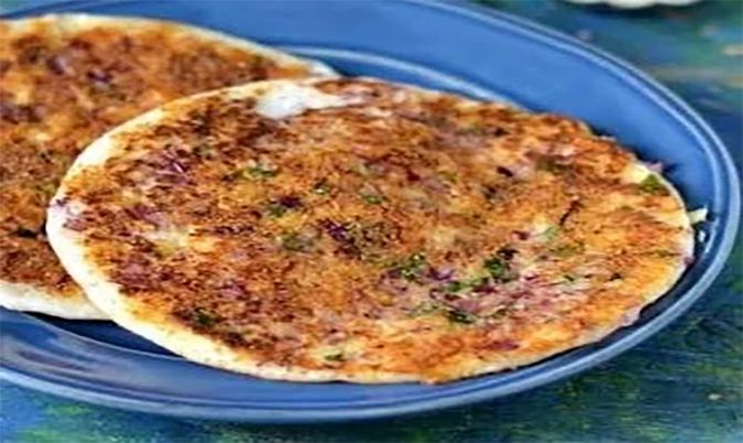 Ghee podi Onion Uttapam