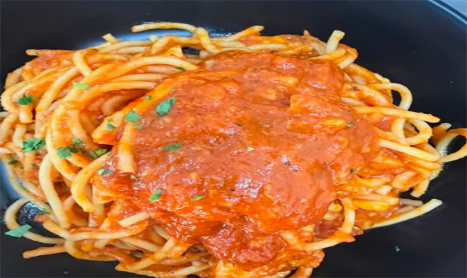 Spaghetti Napoletano