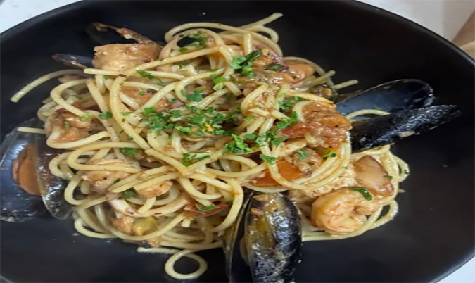 Spaghetti Seafood Roo