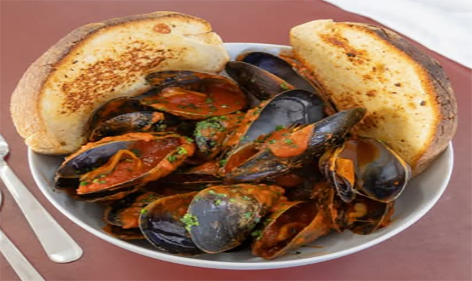 Chilli Mussels (Buy 1, get 1 free)