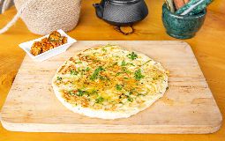 Garlic & Cheese Naan